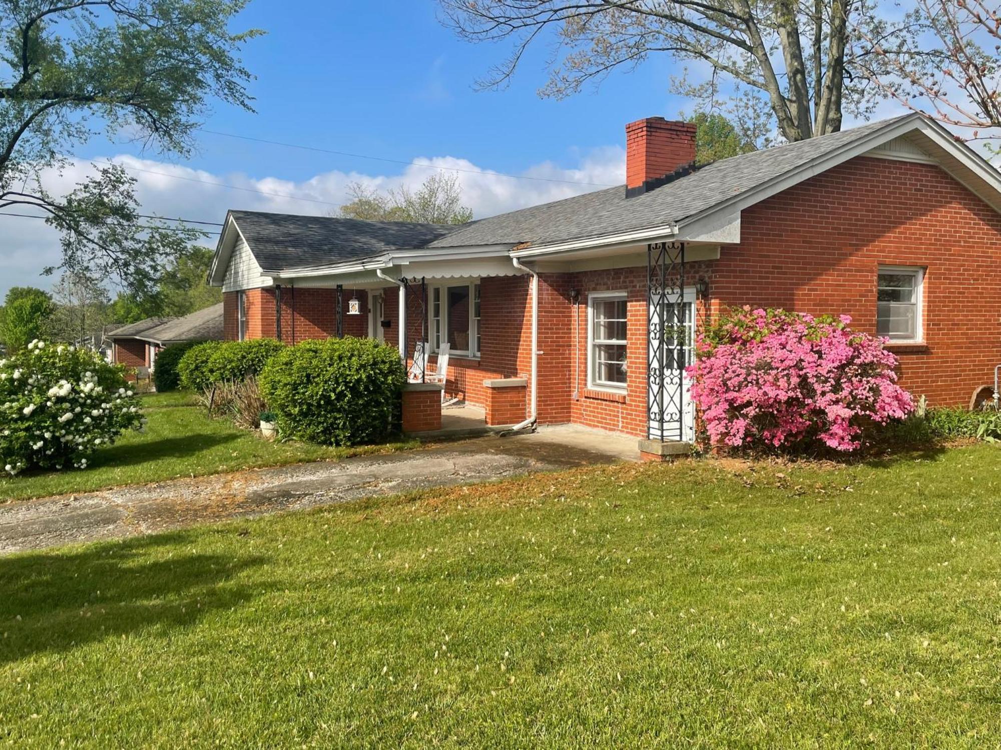 Villa The Bourbon & Horse Country Epicenter Frankfort Exterior foto